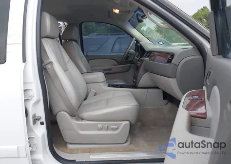 2007 Chevrolet Tahoe Lt из США, поврежденный, VIN 1GNFC13J97R281157